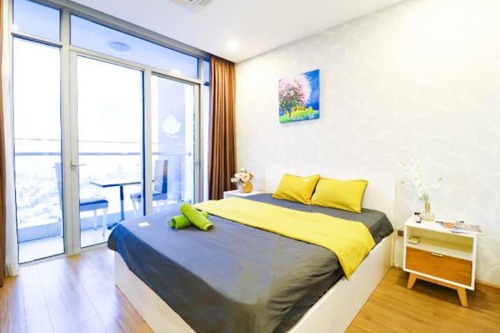 Chalton - Landmark 81 Area, Ice Rink & Grand Park Appartement *