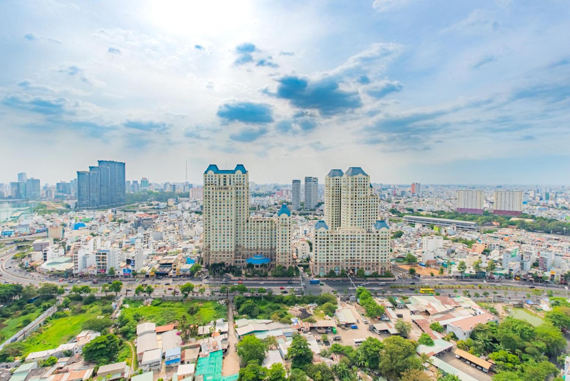 Chalton - Landmark 81 Area, Ice Rink & Grand Park * Hô Chi Minh-Ville